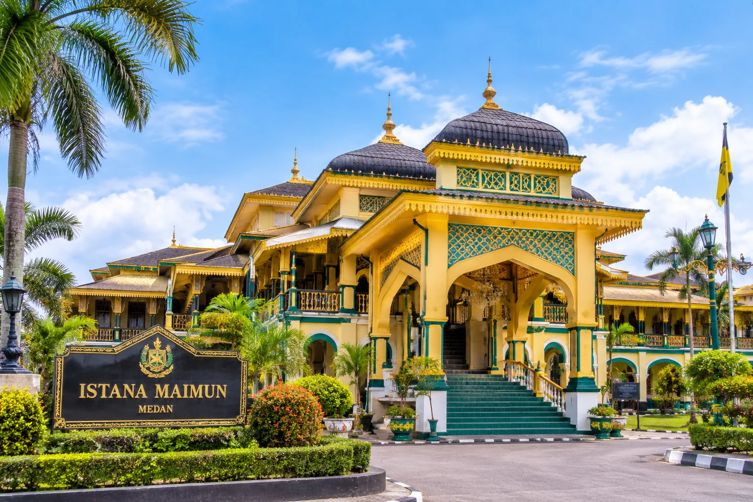 Istana Maimun